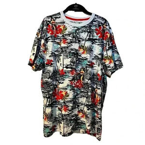 NWT‎ Free Planet Hula Girl T shirt, vacation, summer, hawaian E78